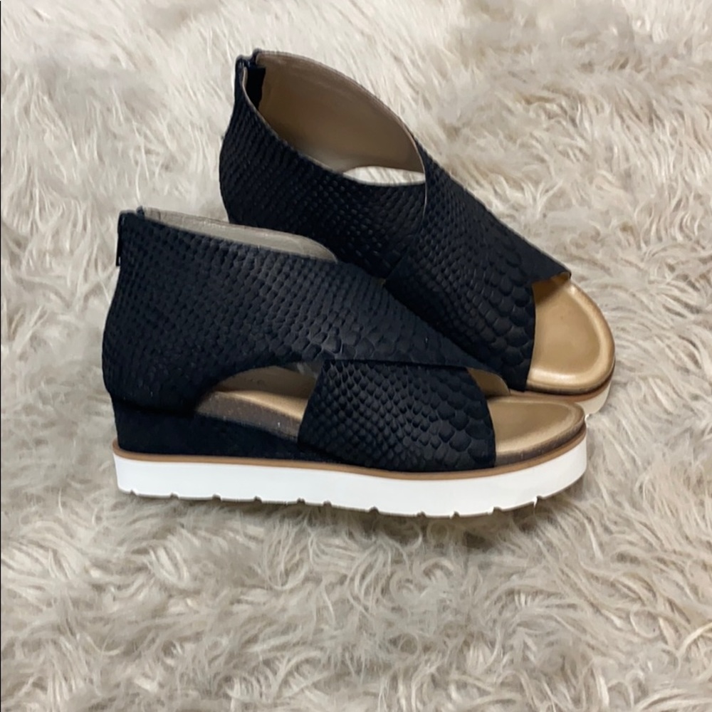 Diba True Gang Way platform sandals.